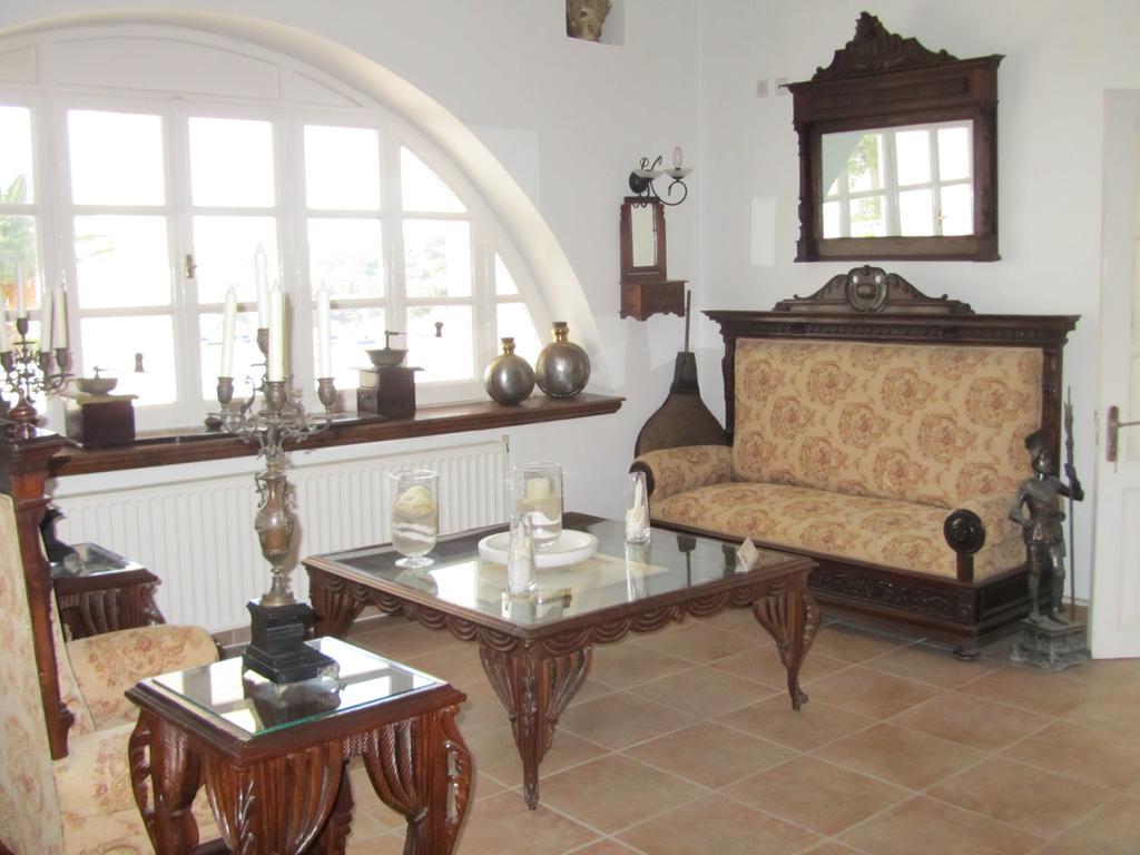 Porto Scoutari Romantic Hotel Скала Екстериор снимка
