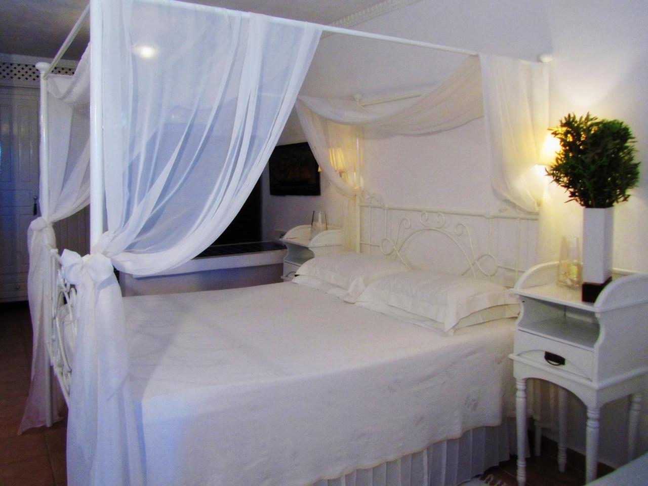 Porto Scoutari Romantic Hotel Скала Екстериор снимка