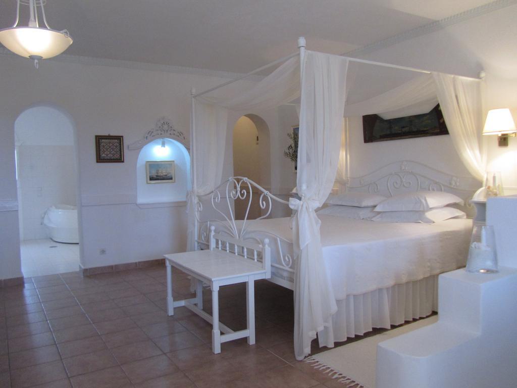 Porto Scoutari Romantic Hotel Скала Екстериор снимка